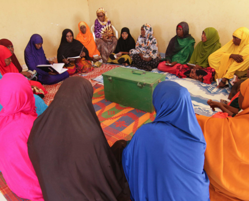 Frauen bei der Selbsthilfegruppe in Ostafrika