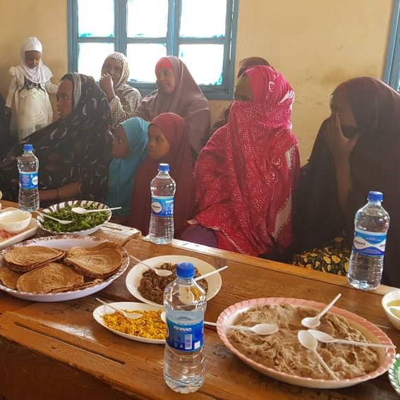 gesundes_essen-aufmerksam_lauschen