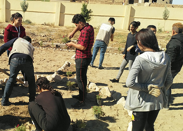 Friedensprojekte im Irak - Jugendliche schaffen etwas gemeinsam
